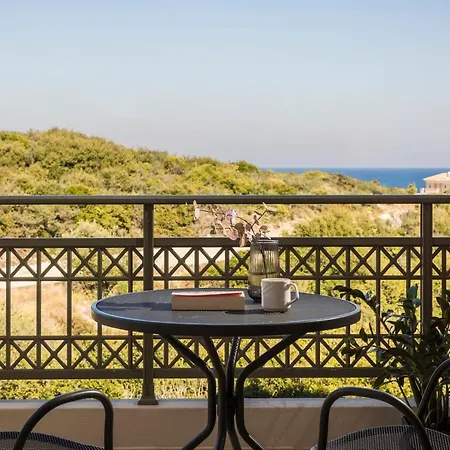 Crystal Palace - Luce Hotel *