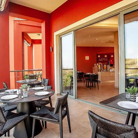 Crystal Palace - Luce Skala (Kefalonia)